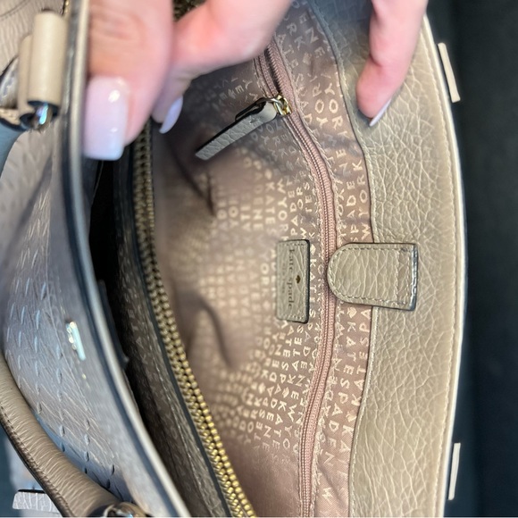 Kate Spade New York Handbag - Women | Color: Beige - Picture 3 of 4